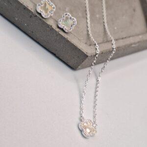 CONJUNTO MODELO VAN CLEEF BRANCO