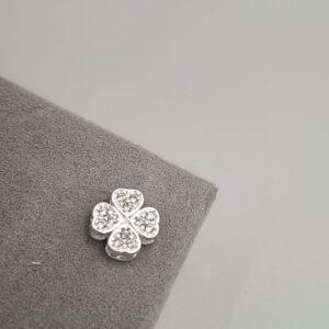 PINGENTE TREVO CRAVEJADO