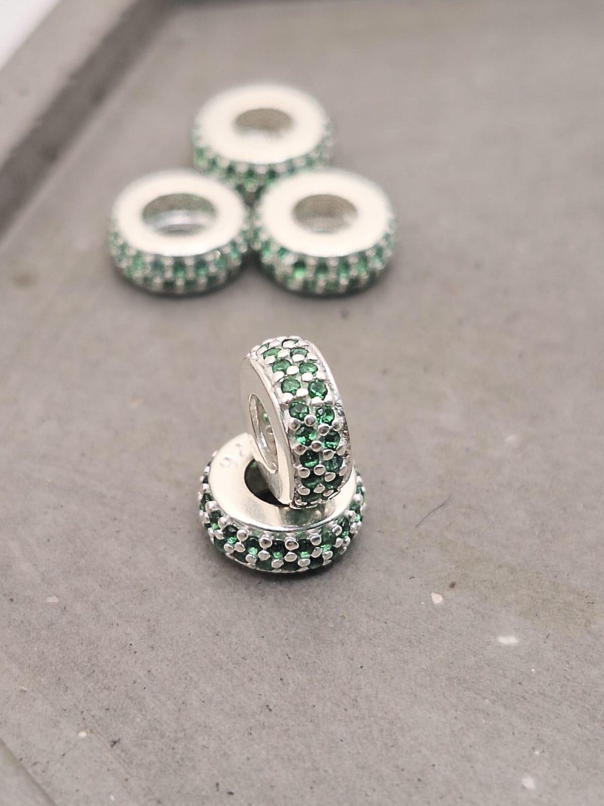 BERLOQUE SEPARADOR MICRO COM PEDRA DE ZIRCÔNIA VERDE