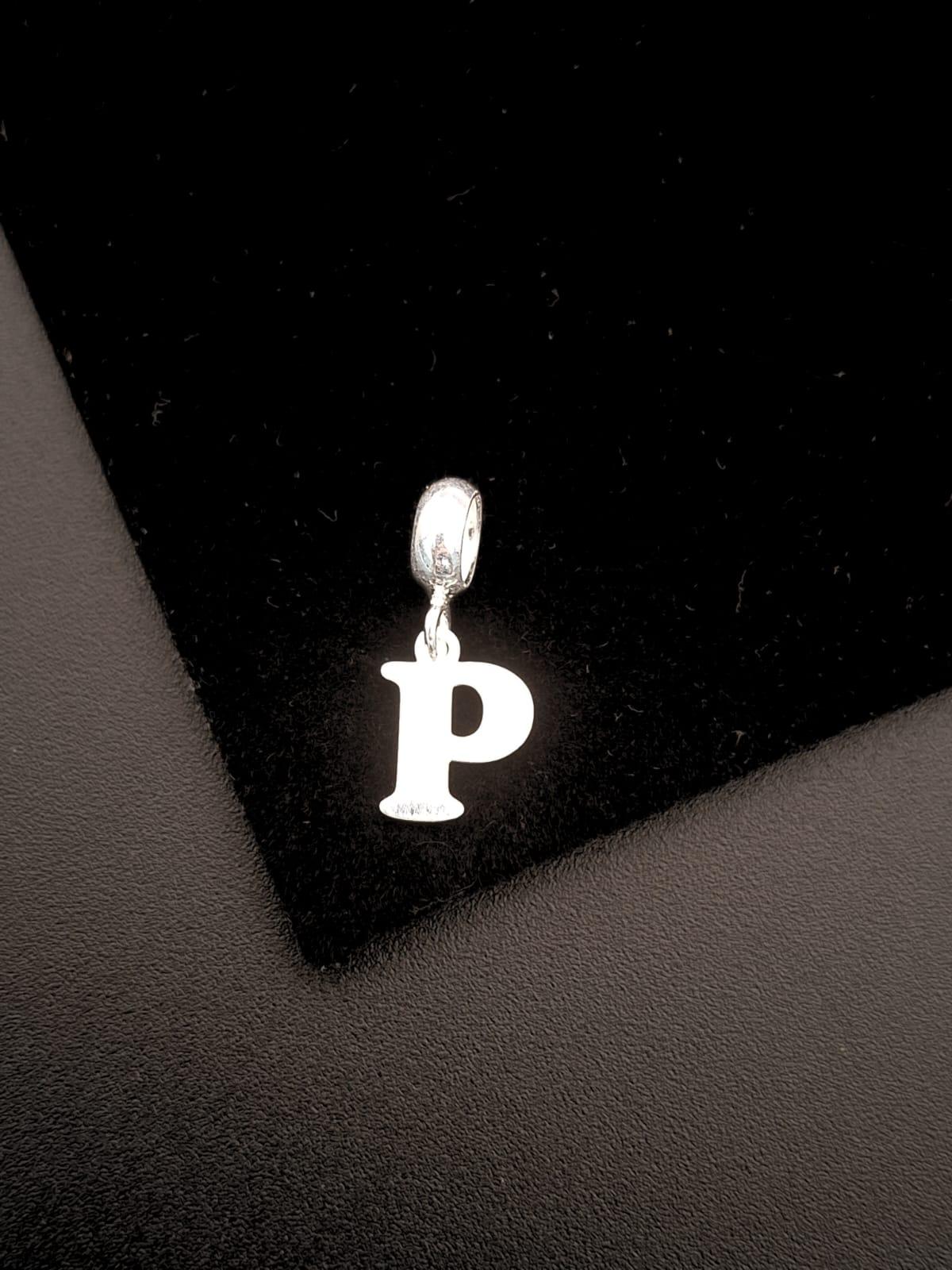 BERLOQUE LETRA P EM PRATA 925