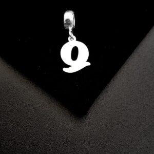 BERLOQUE LETRA Q EM PRATA 925