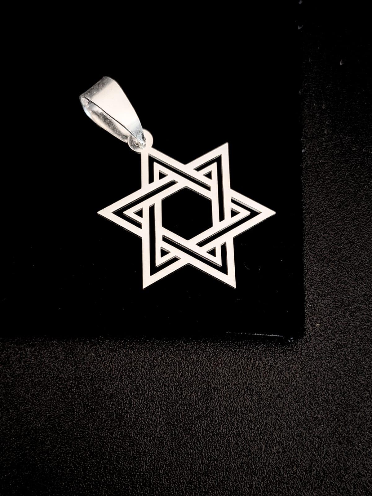 PINGENTE ESTRELA DE DAVI
