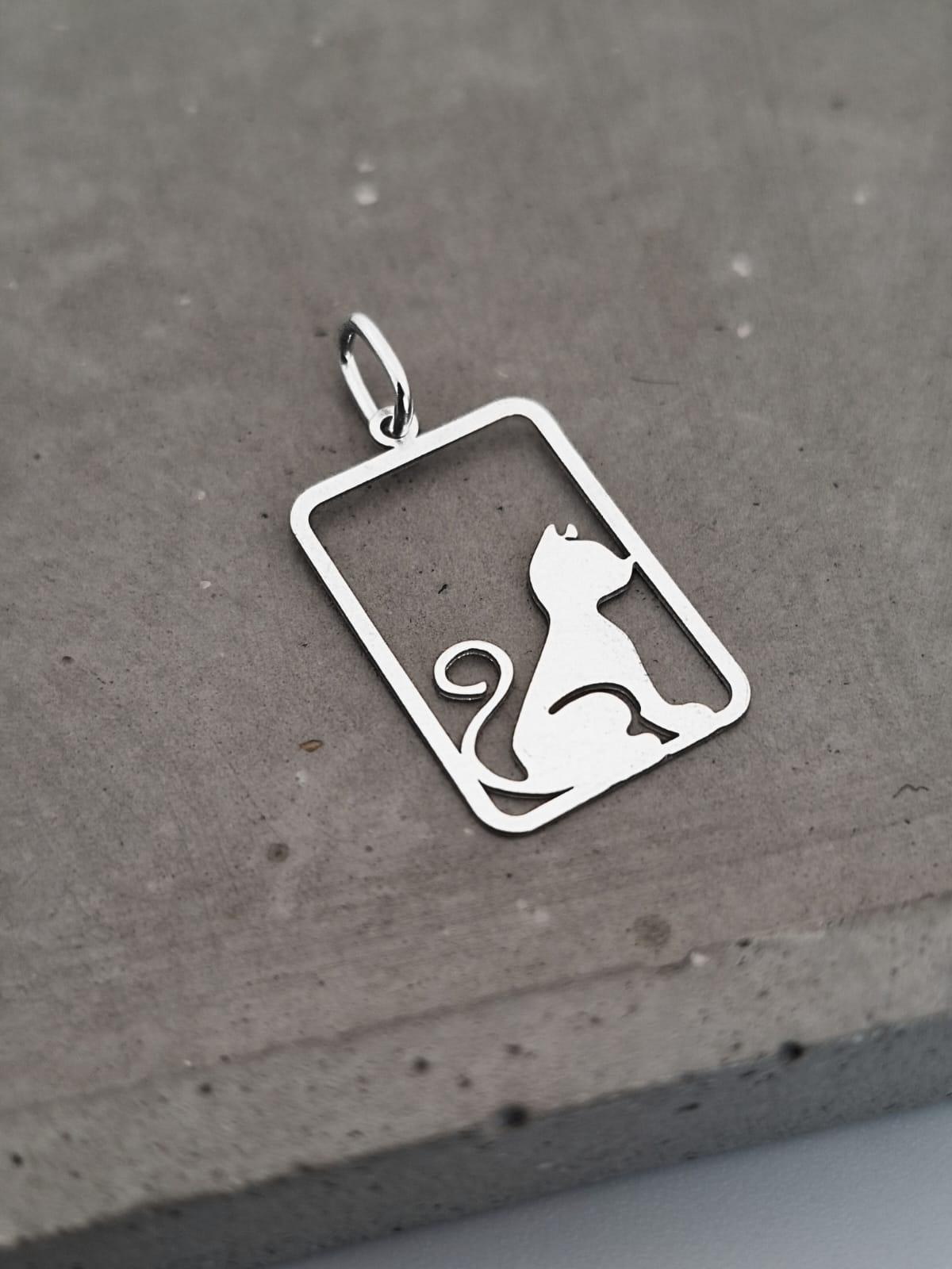 PINGENTE GATINHO VAZADO